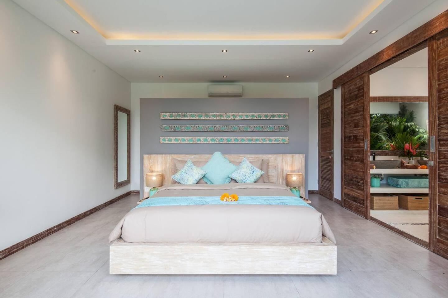 Luxurious 2br In *
