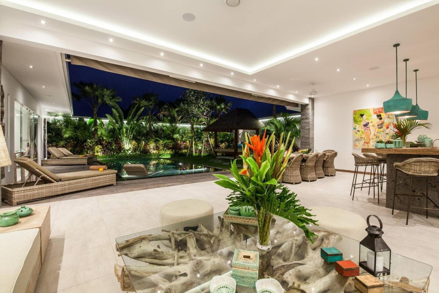 Luxurious 2br In Villa Seminyak (Bali)