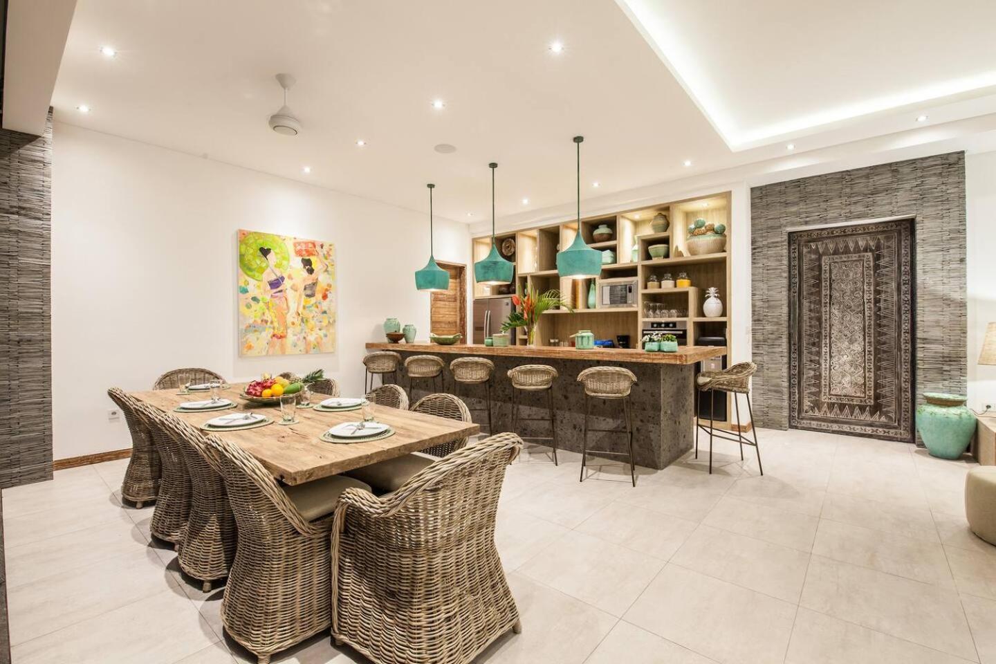 Luxurious 2br In *